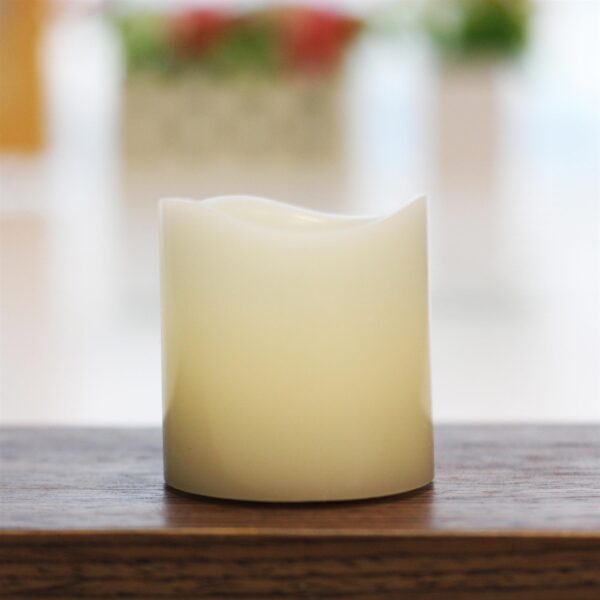 EcoGecko Set of 6 Real Wax LED Votive Candles, LED Flameless Candles With Timer - Votive Size, Battery Candle Set, Flickers Realistically. D 2 X H 2 Inches - Image 4